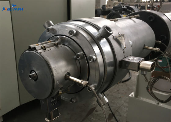 63mm小さいコイル状360kg HのPEの管の放出機械