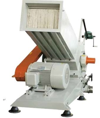 低雑音1200kg/Hペットびんは不用なプラスチック粉砕機機械を捨てる