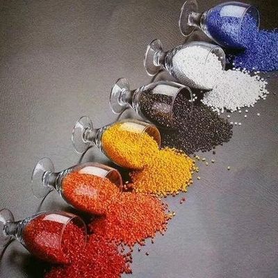 ペットびんはプラスチック リサイクルの造粒機機械二重ねじはげます