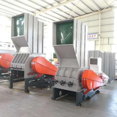 機械をリサイクルする600mm Diaシャフト600kg/Hシートのプラスチック スクラップ